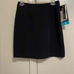 Briggs New York Black Mini Pencil Skirt NWT size 6